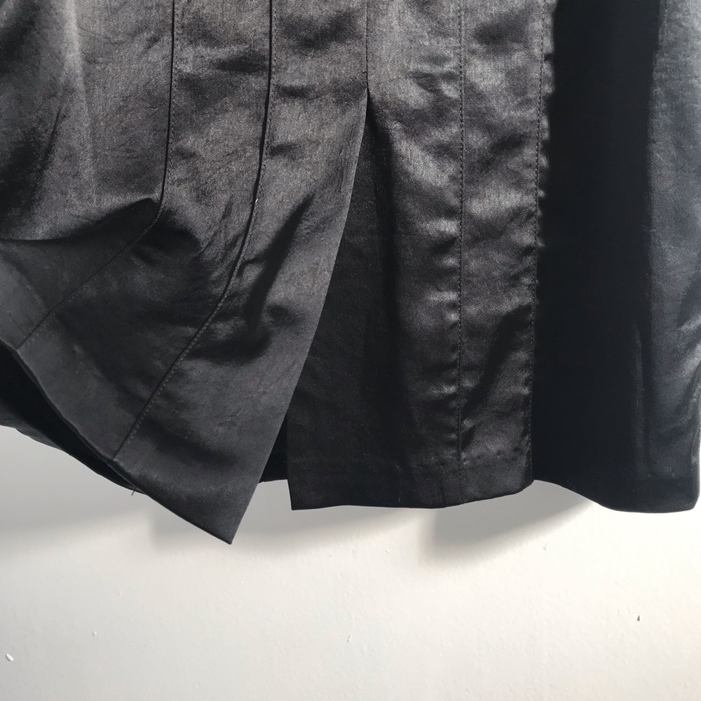 Nanette Lepore Black Satin Midi w/ Bows • 4 - Picture 6 of 8